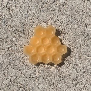 Honeycomb wax melts $20 for 25
